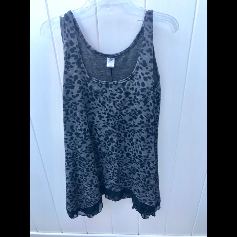 Magdalena size 16 tunic top sleeveless leopard